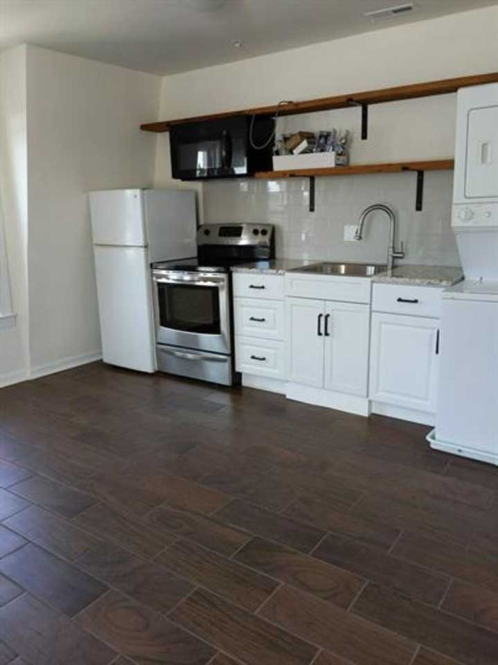 2219 Maryland Ave - Photo 7 of 7