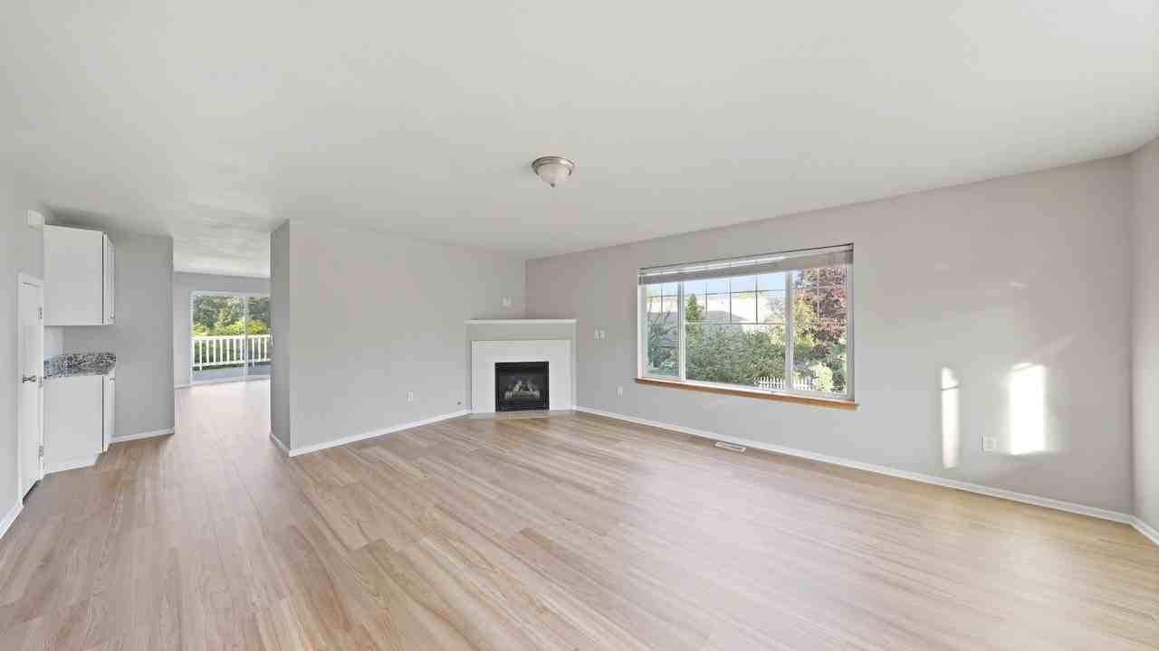 1550 Sw 17th Ave - Photo 3 of 16