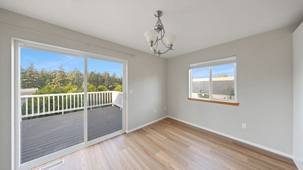 1550 Sw 17th Ave - Photo 6 of 16