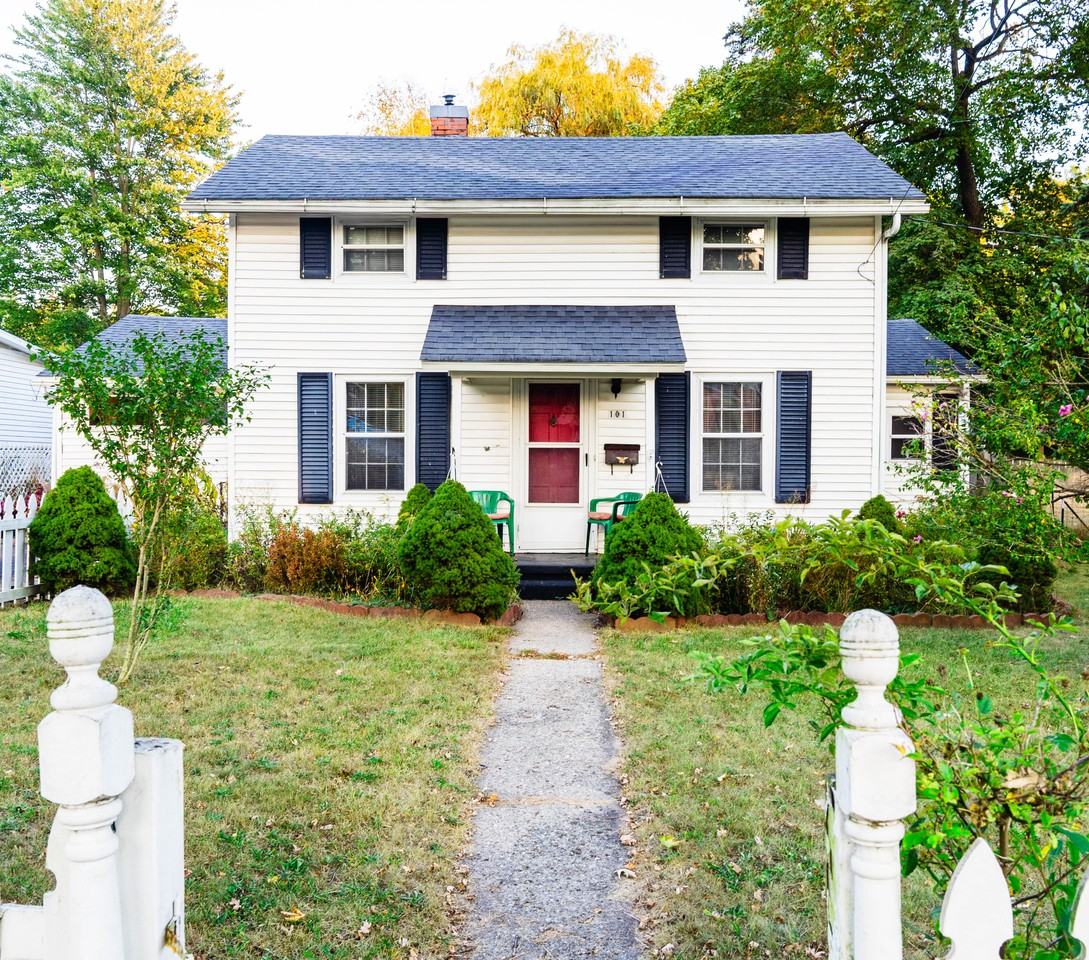 101 Oak St #NA - Photo 2 of 15