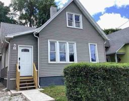 featured image of 55 Weyl St