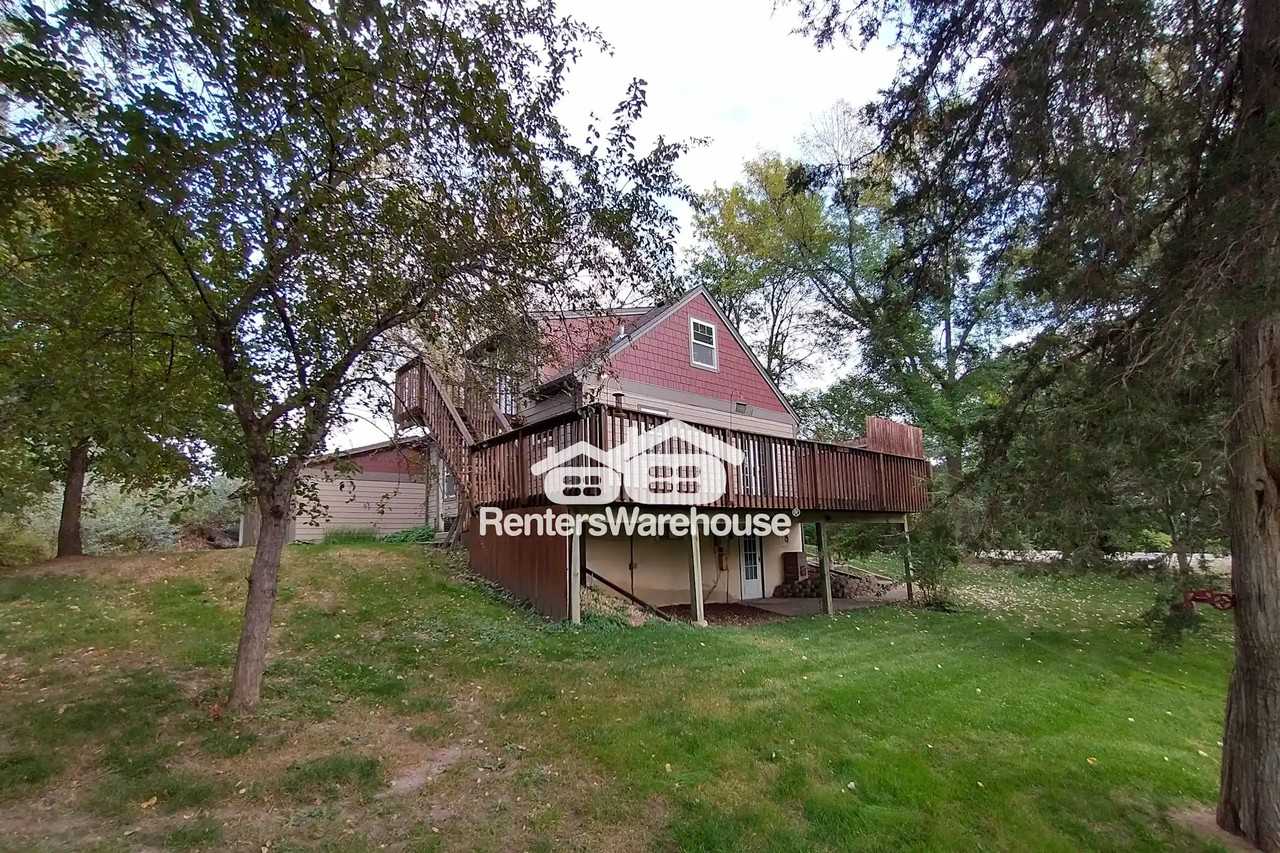 16050 45th St Ne - Photo 2 of 32