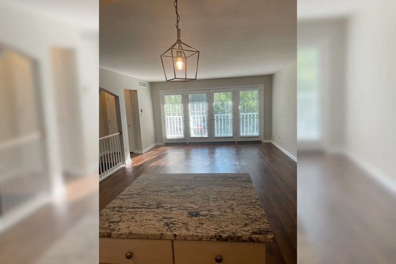 2328 Grinstead Dr - Photo 3 of 15