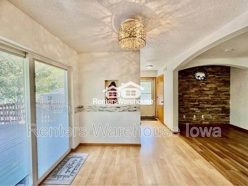 1435 University Avenue - Photo 5 of 34