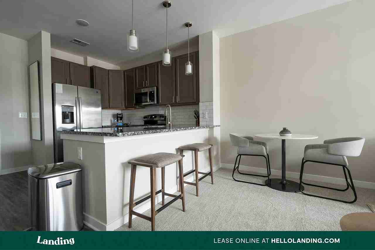 16200 Croft Drive - Photo 6 of 50