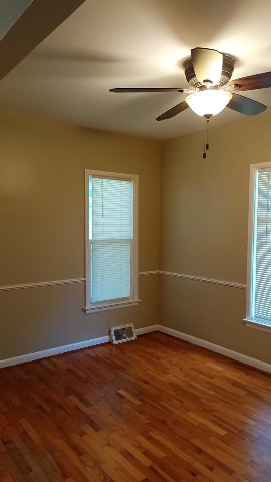 59 Reading Ave - Photo 3 of 13