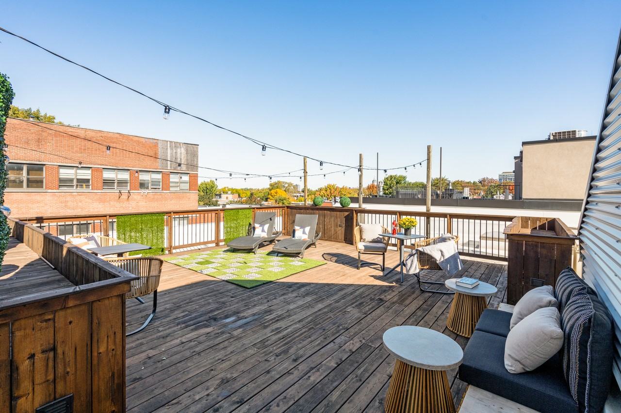 Prince Arthur Furnished Apartments! - Photo 3 of 6