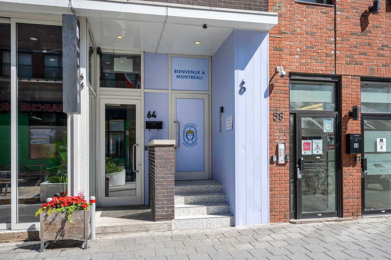 Prince Arthur Furnished Apartments! - Photo 2 of 6