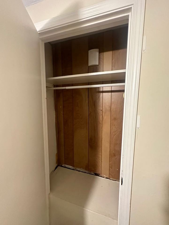 179 Prall St - Photo 4 of 10