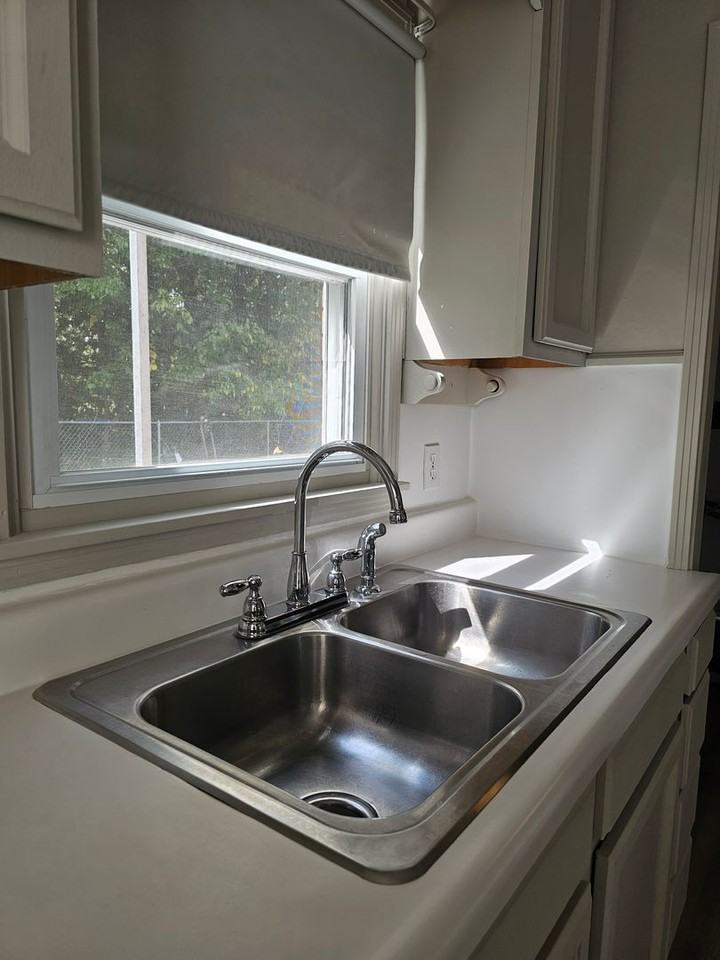 6 Greenbrier Ct - Photo 5 of 21