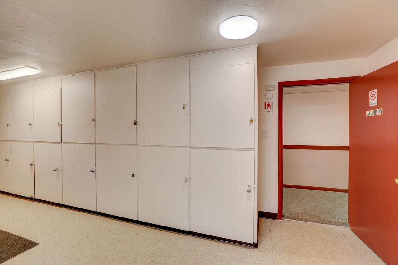 Laura Ann Apartments - Photo 6 of 31