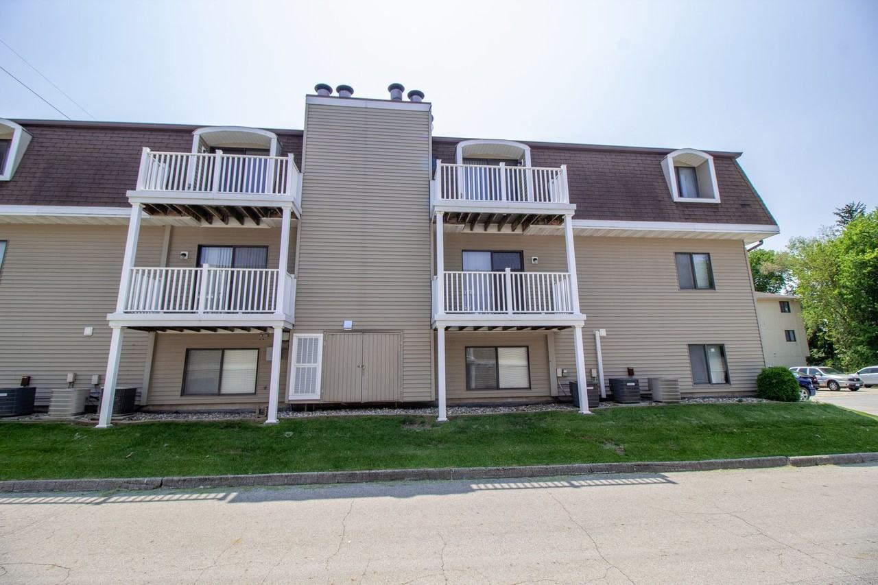 1217 Delaware - Photo 2 of 50