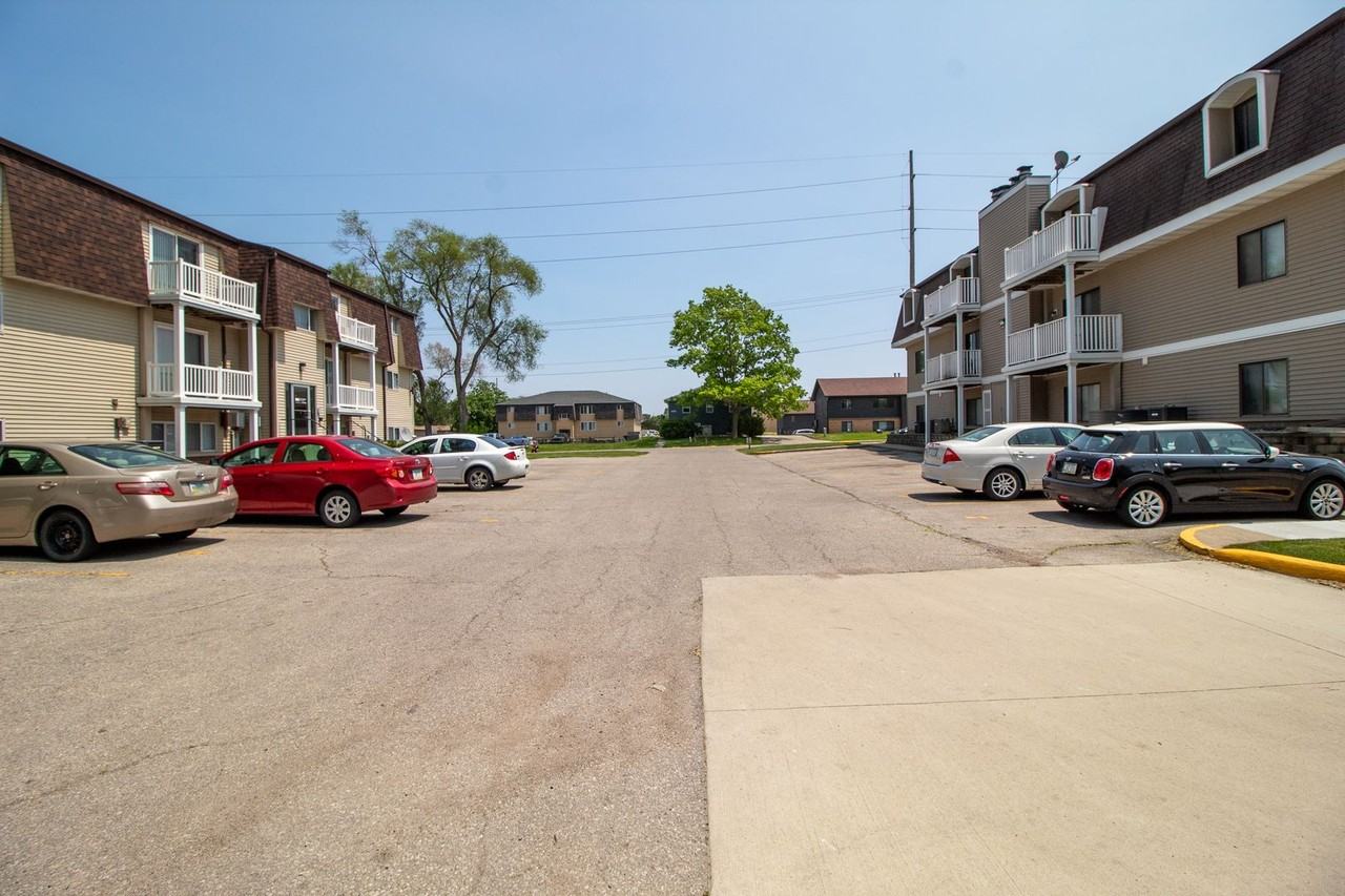 1217 Delaware - Photo 3 of 50