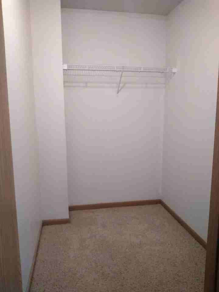 1401 N. Dakota - Photo 3 of 15