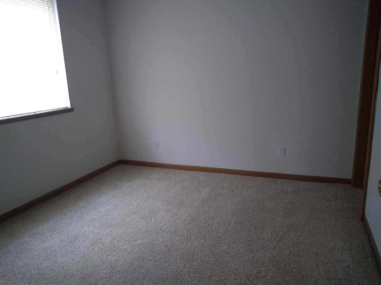 1401 N. Dakota - Photo 5 of 15