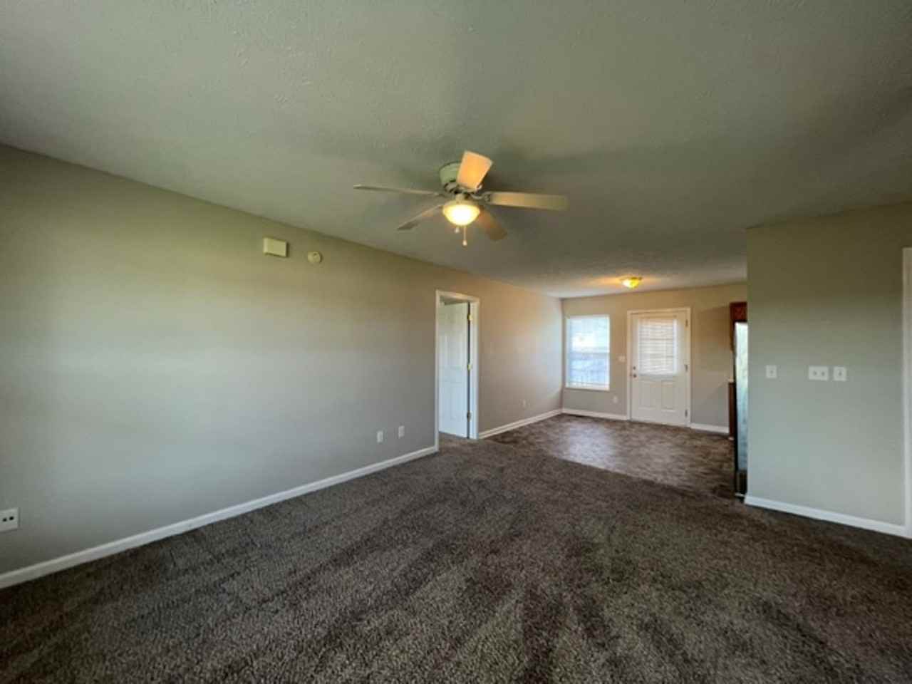 409 Olympic View Ct - Photo 4 of 15