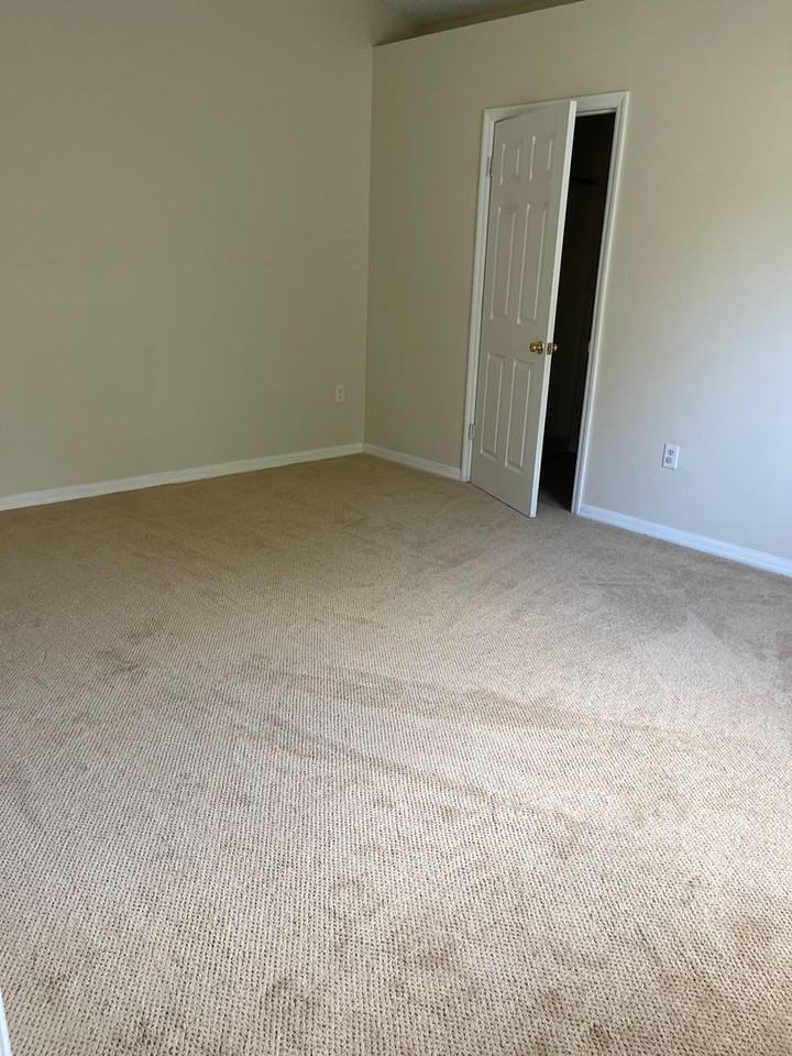 1412 Hathaway Ave - Photo 4 of 12