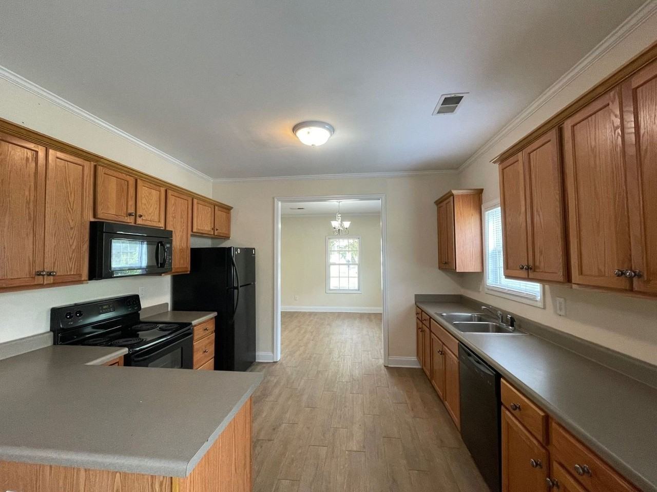 156 Trail Creek St - Photo 4 of 14