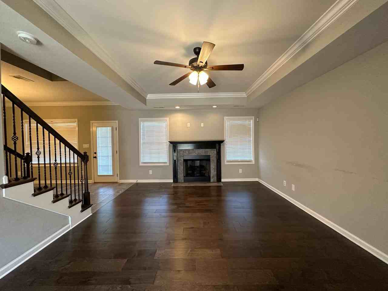 605 Tacoma Dr - Photo 7 of 26