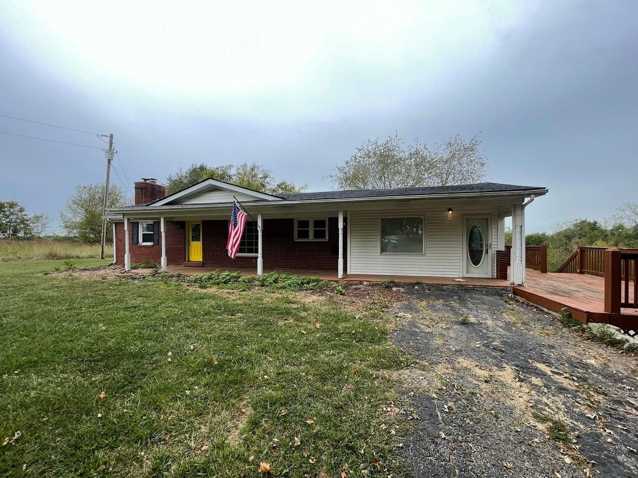 216 Ollie Brown Rd - Photo 2 of 33