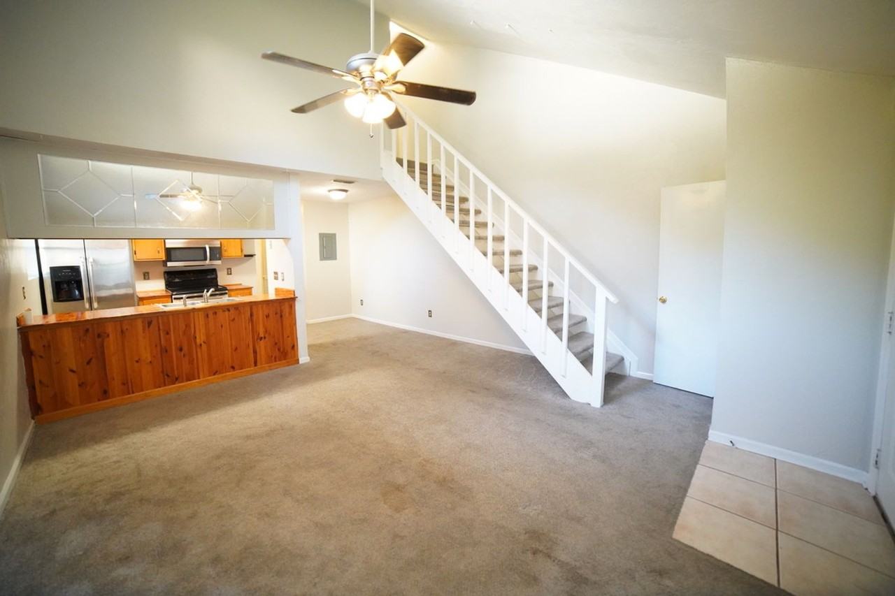 1530 Merry Oaks Ct - Photo 4 of 21