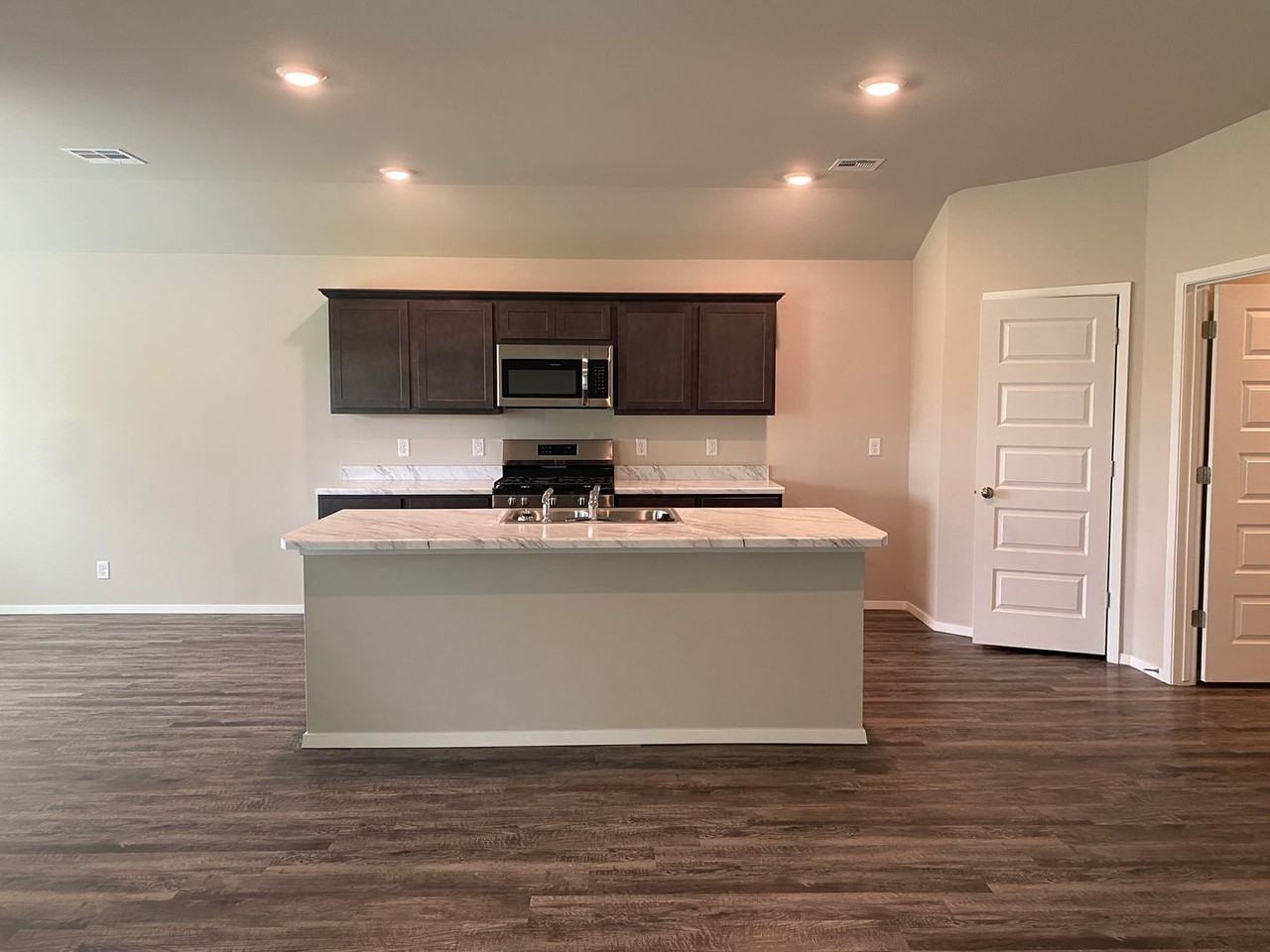 23259 E 113th St S - Photo 3 of 22