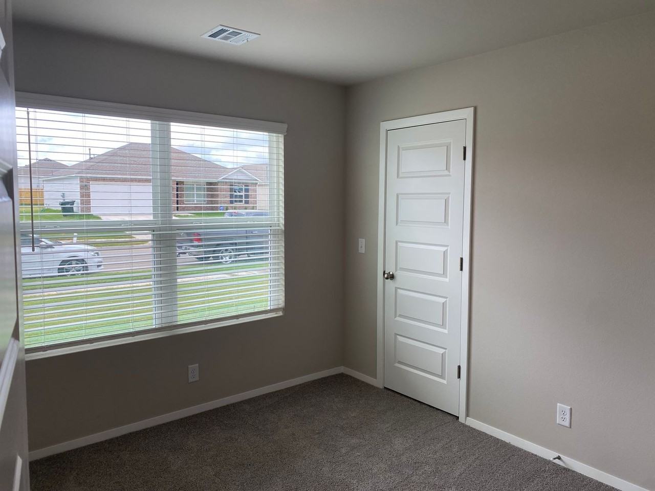 23259 E 113th St S - Photo 5 of 22