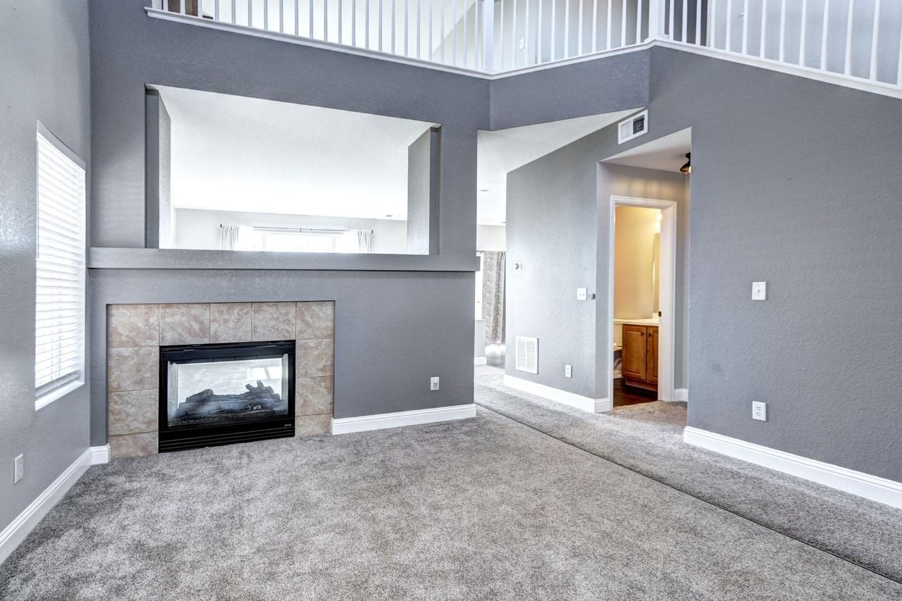 3678 Wonder Dr - Photo 6 of 32