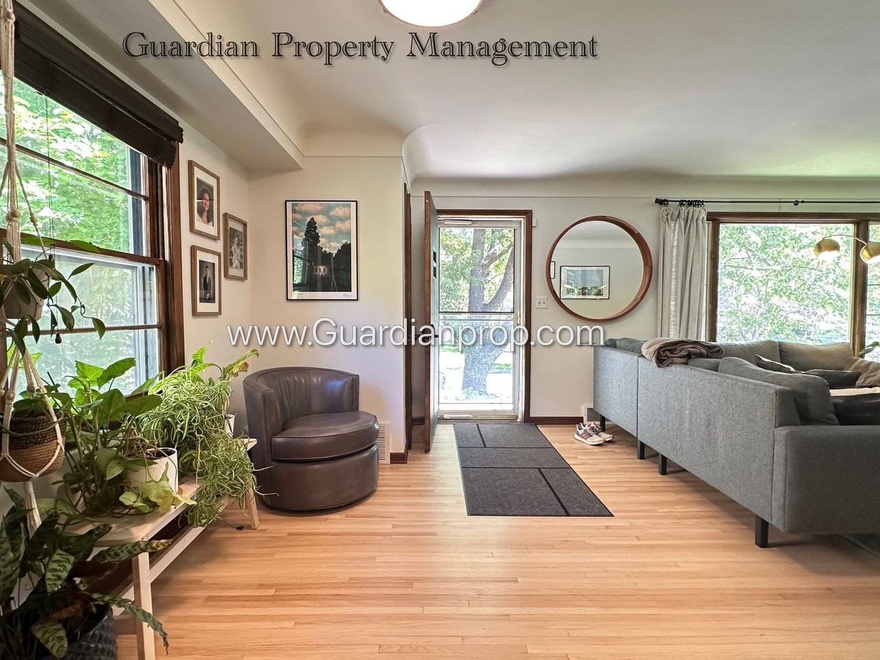 4164 Browndale Ave - Photo 2 of 25