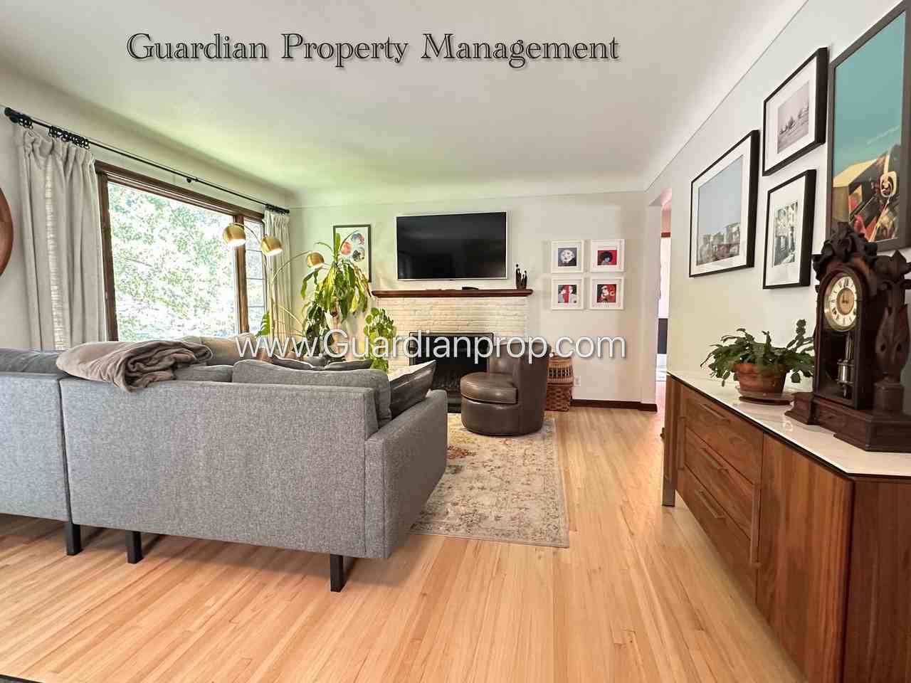 4164 Browndale Ave - Photo 3 of 25