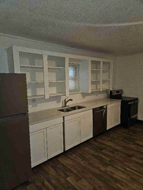 730 East 5th Avenue - Photo 3 of 12