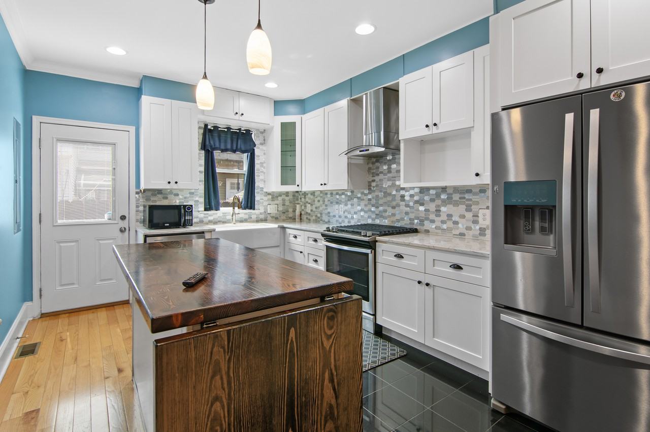 1437 Lowman St #NA - Photo 2 of 24