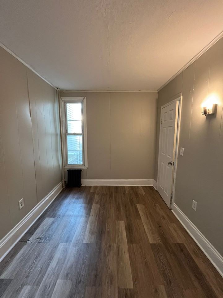 865 Madison Ave #2 - Photo 2 of 5