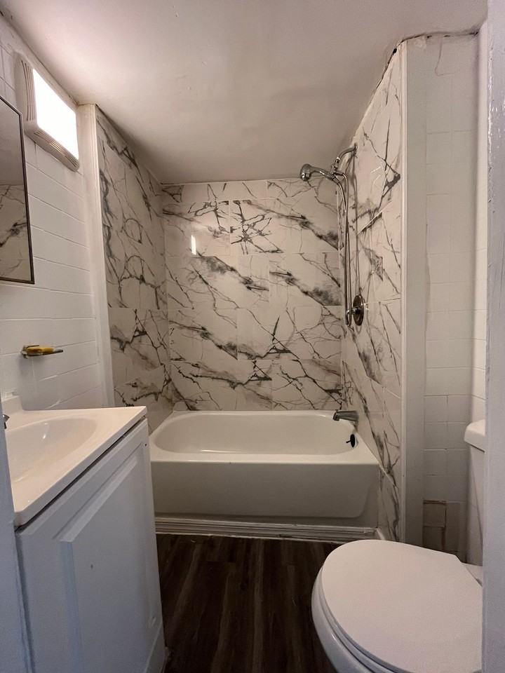 865 Madison Ave #2 - Photo 3 of 5