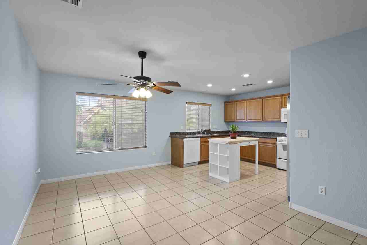 2764 Fountain Vista Ln #FV - Photo 7 of 14