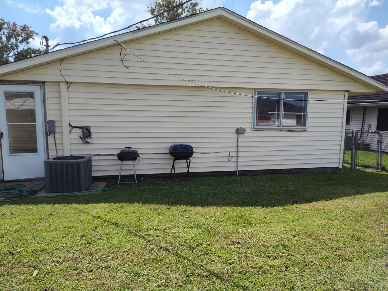 176 Elaine Dr #NA - Photo 2 of 4