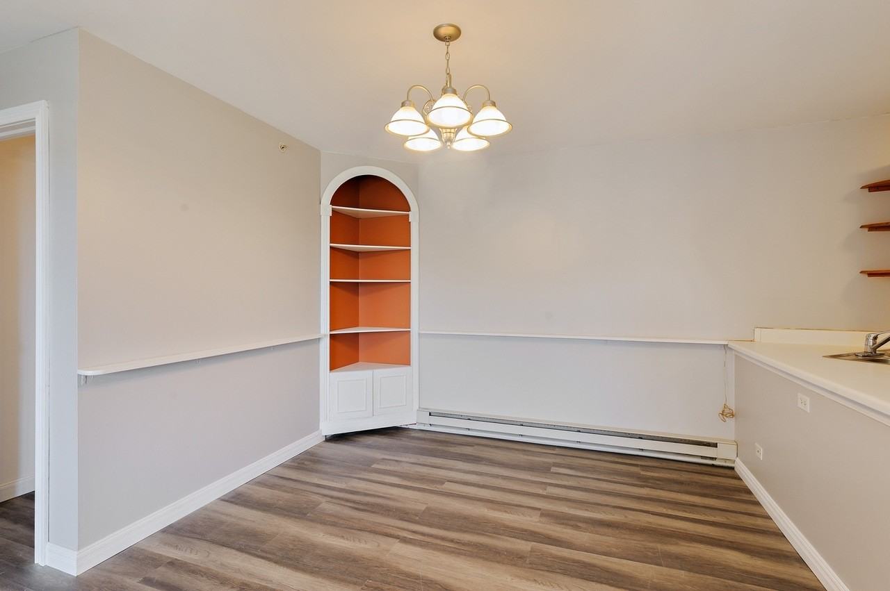 1480 Spring Brook Ct #2A - Photo 4 of 25