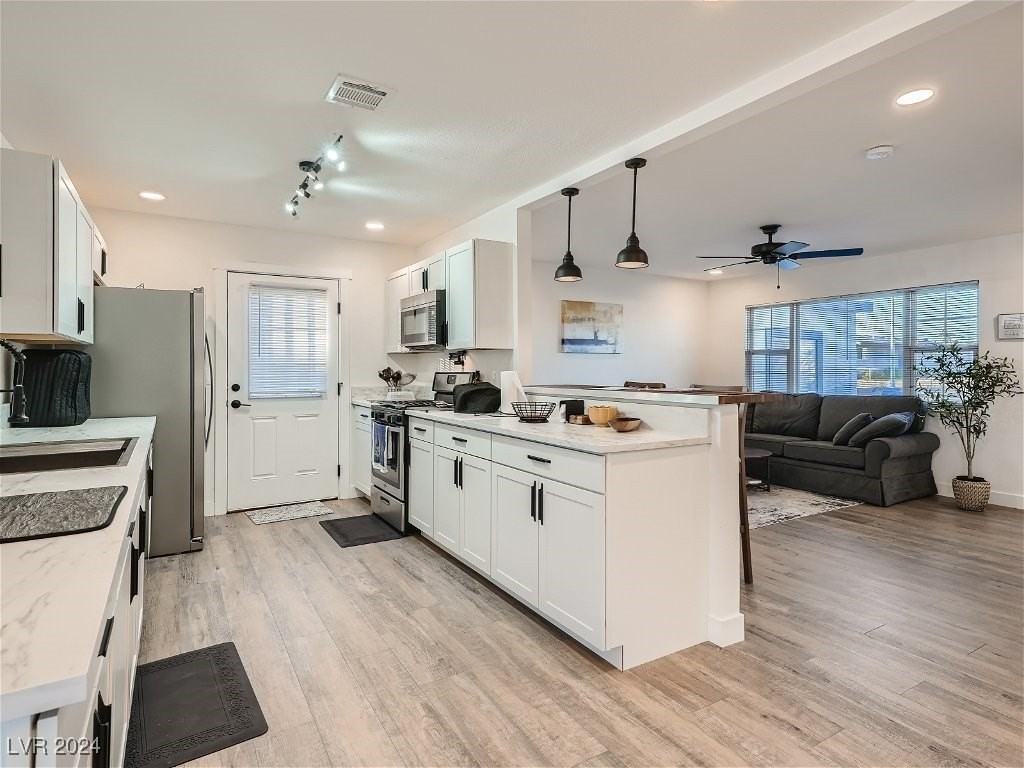 75 Constitution Avenue - Photo 5 of 11