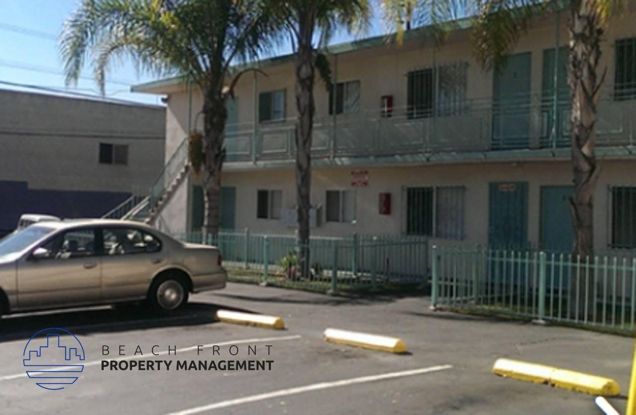 211-221 W. G St. - Photo 4 of 15