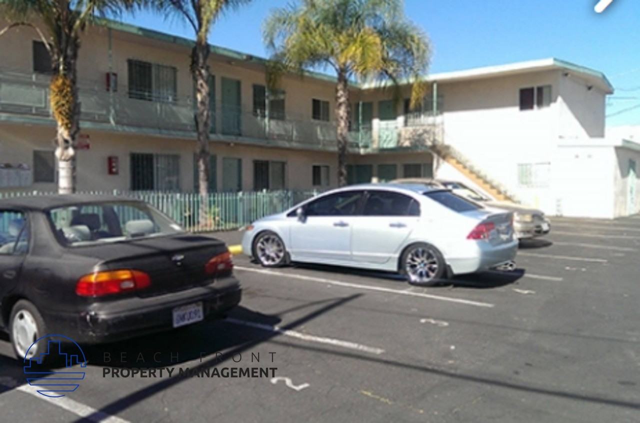 211-221 W. G St. - Photo 5 of 15