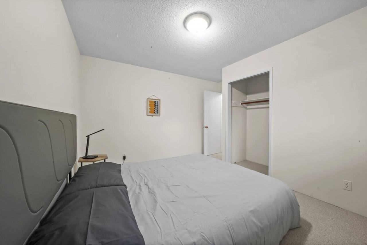 2271 128th Street - Photo 2 of 18