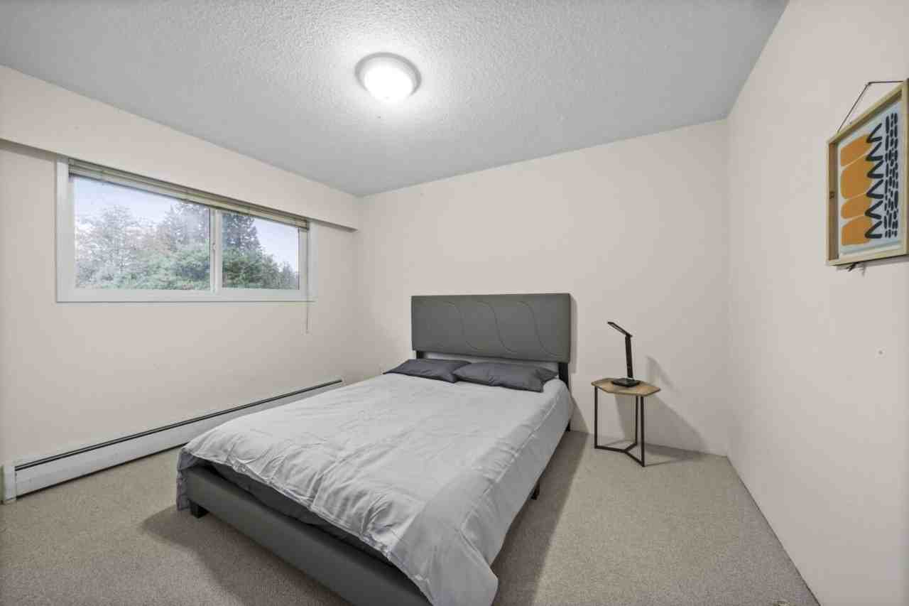 2271 128th Street - Photo 3 of 18