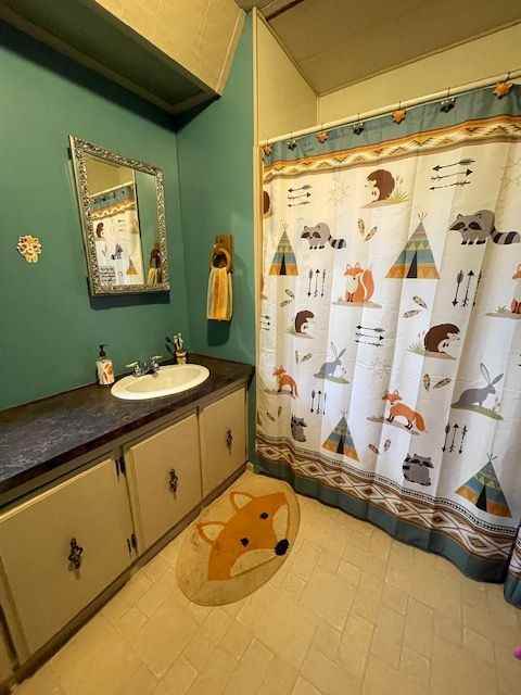 15066 Miners Gulch Rd - Photo 2 of 12