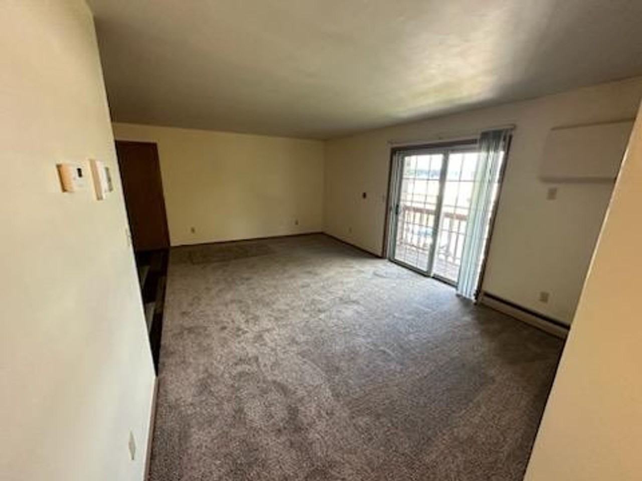 Joann Lane Apartments - Photo 5 of 11