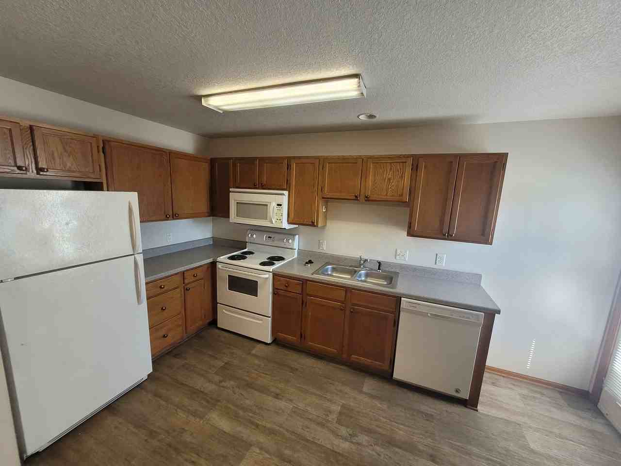 Mulberry Pointe Apartment Homes - Photo 2 of 45