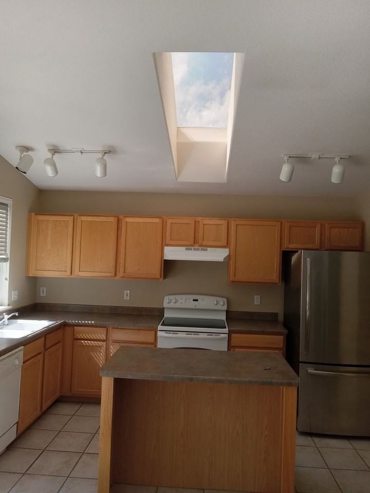 1596 Meachum Way - Photo 2 of 19