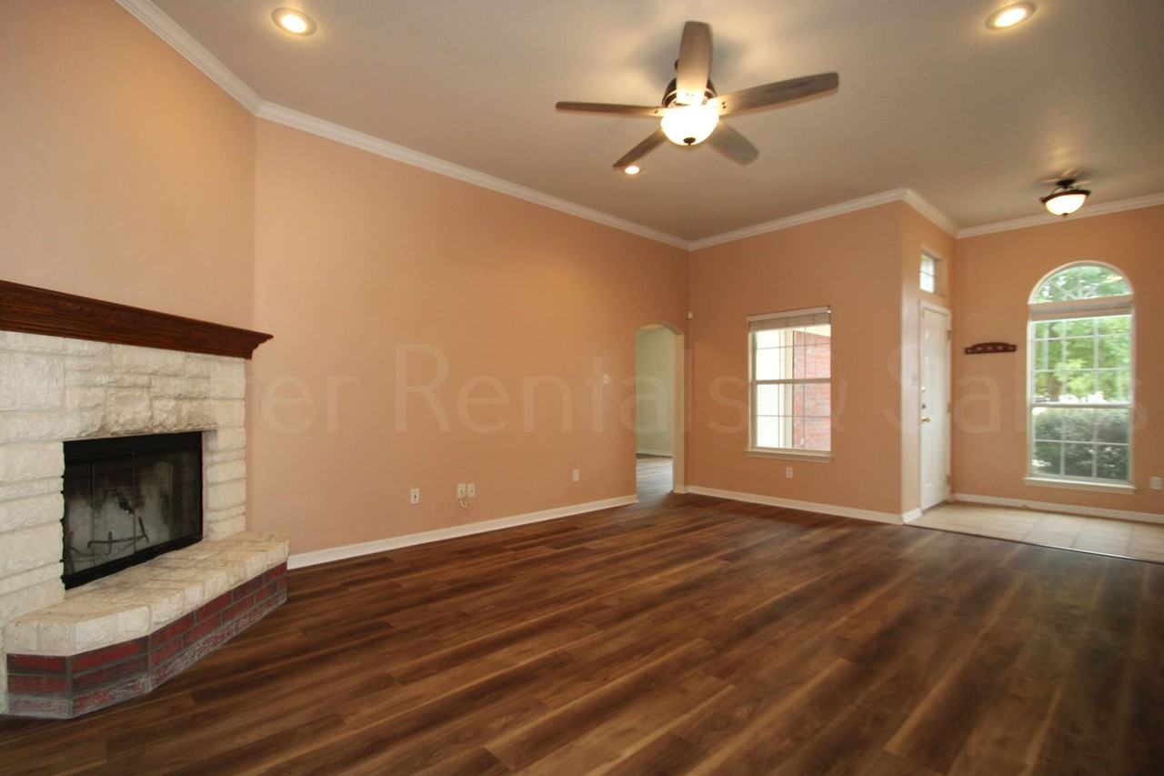 3804 Llano Estacado Ct - Photo 5 of 23