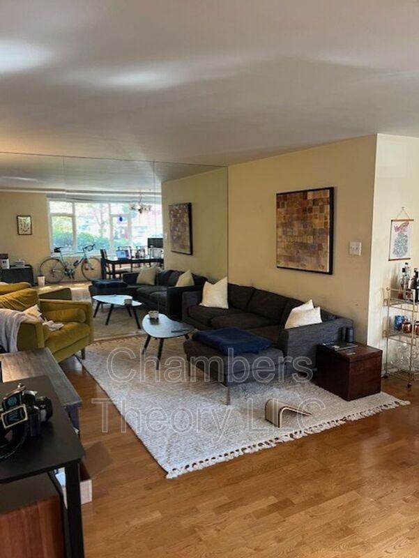 1545 18th St Nw #113 - Photo 3 of 16