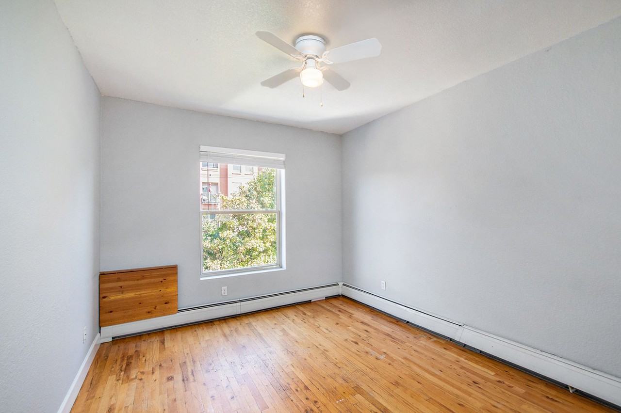 1629 N Clarkson St #31 - Photo 7 of 17