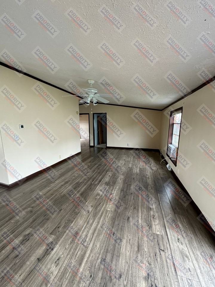 3814 Foothills Blvd - Photo 3 of 15